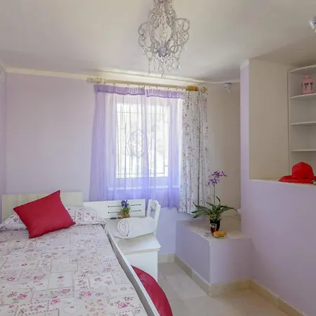 Villa Angelo By *